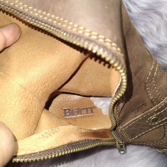 Born Leather Knee High Harness Boots Brass Studs Womens Size 6 Brown W62173 - Picture 10 of 12